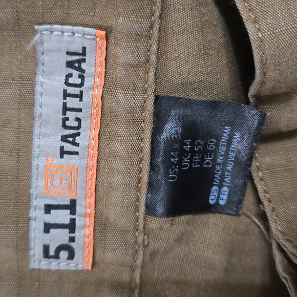 (3) 5.11 Tactical pants 44×32 - Picture 4 of 9